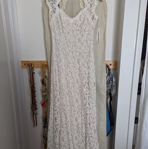 BHLDN Tadashi Shoji Marivana Wedding dress